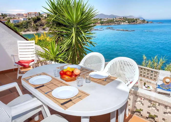 Nicolas By Interhome Apartament
